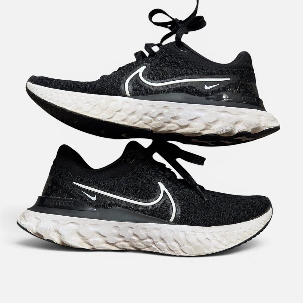 Nike React Infinity Run Flyknit 2 Women's 9 Black White Running Shoes DD3024-001